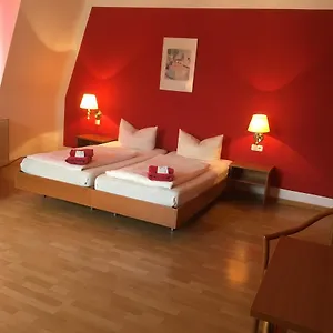 & Nolift Hotel Dresden